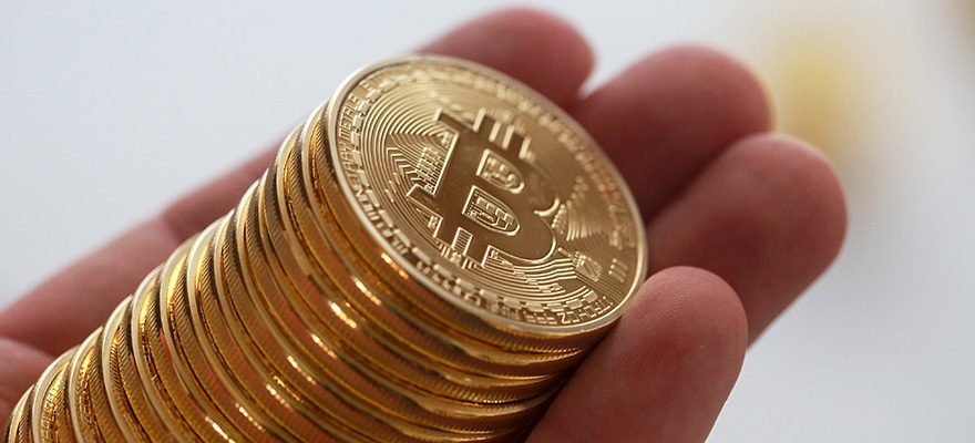 Public companies increase Bitcoin Hodl in 2021 - CoinCu News