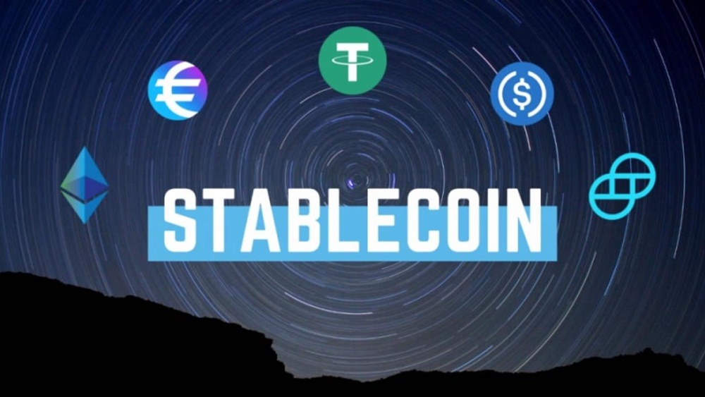 Top Stablecoins Lose $7 Billion In May As Traders Redeem Tokens In Bulk