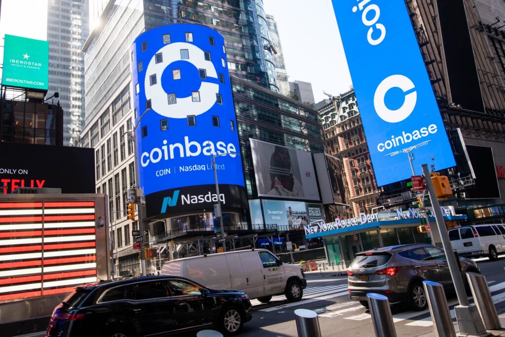 Coinbase Shares Decline By 9% Following Profitability Warning From Wells Fargo