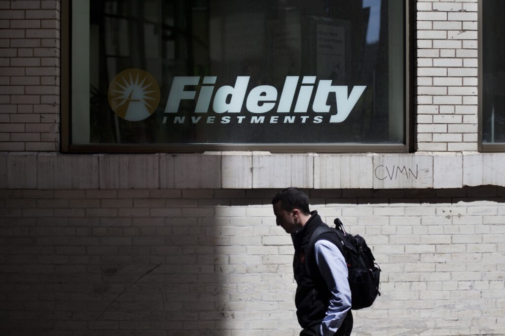Fidelity Plans Major Push In The Digital Assets Sector With 100 New Hires