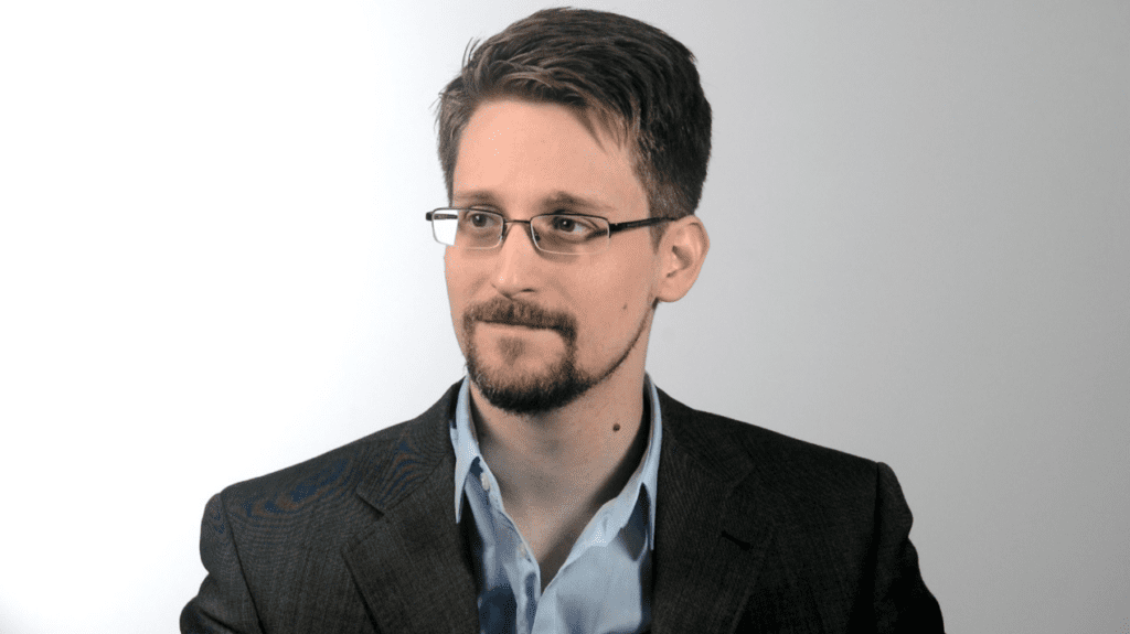 Edward Snowden Outrageously Opposes MetaMask's New Policy