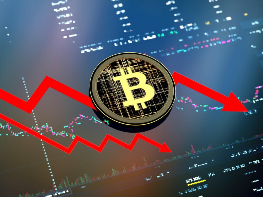 Bitcoin Plummets to Near US$28,000, Ether Stagnant, U.S. Equities Tumble Amid Rate Hike Woes