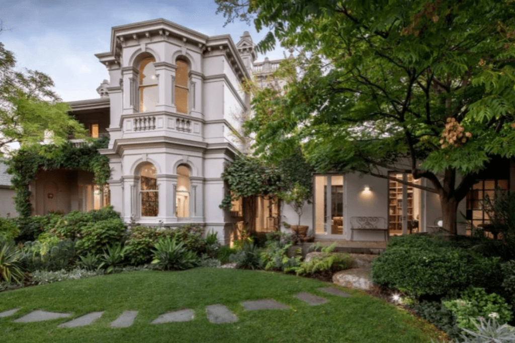 Curve Finance CEO Spends $41 Million On A New Melbourne Mansion