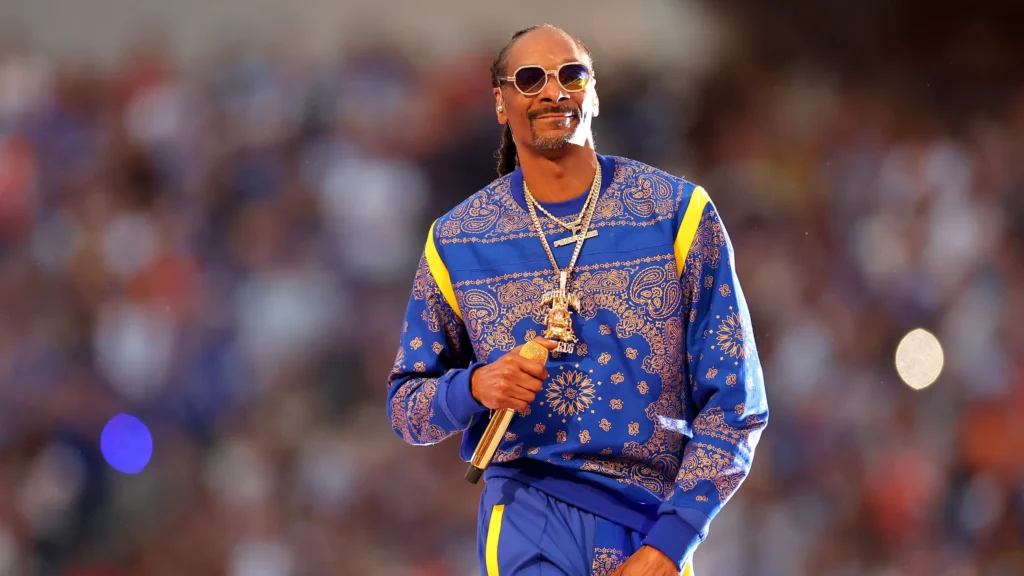 Snoop Dogg To Launch NFT Collection With Exclusive Content About His Tour